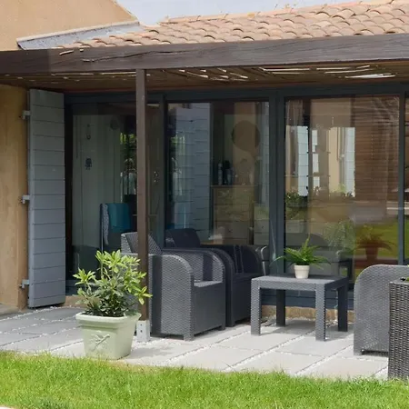 Le Jardin D'ivana D'hotes Avec Piscine Chauffee