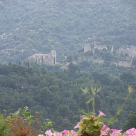 Le Jardin D'ivana D'hotes Avec Piscine Chauffee
