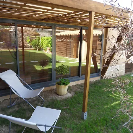 Le Jardin D'ivana D'hotes Avec Piscine Chauffee *