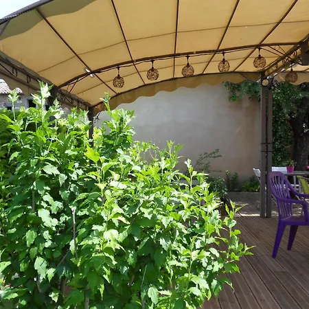 Le Jardin D'ivana D'hotes Avec Piscine Chauffee Bed & Breakfast *