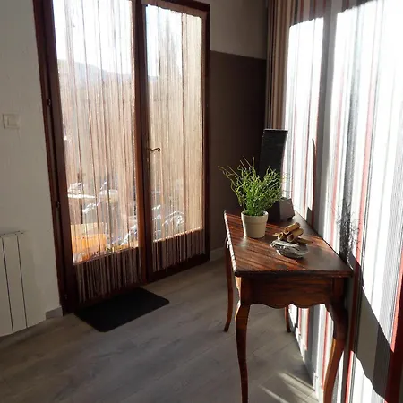 Bed & Breakfast Le Jardin D'ivana D'hotes Avec Piscine Chauffee *