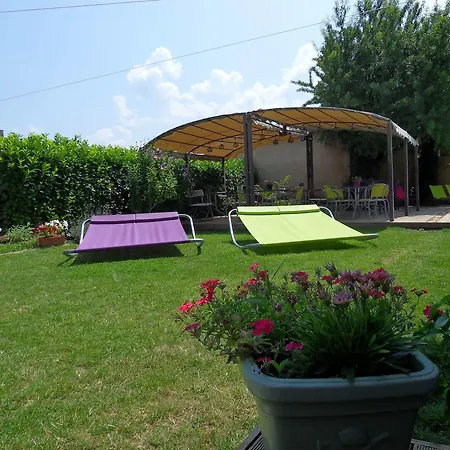 Le Jardin D'ivana D'hotes Avec Piscine Chauffee * Oppede